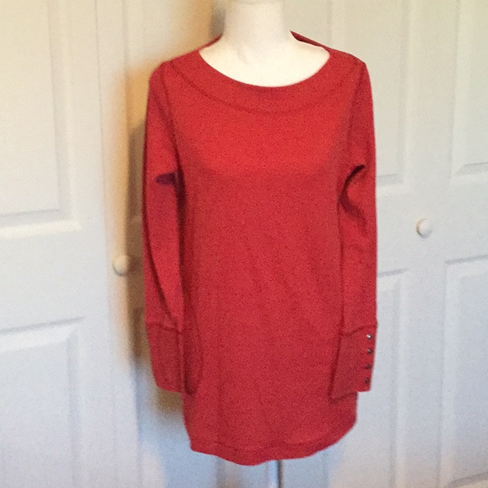 Ladies long lightweight sweater/top